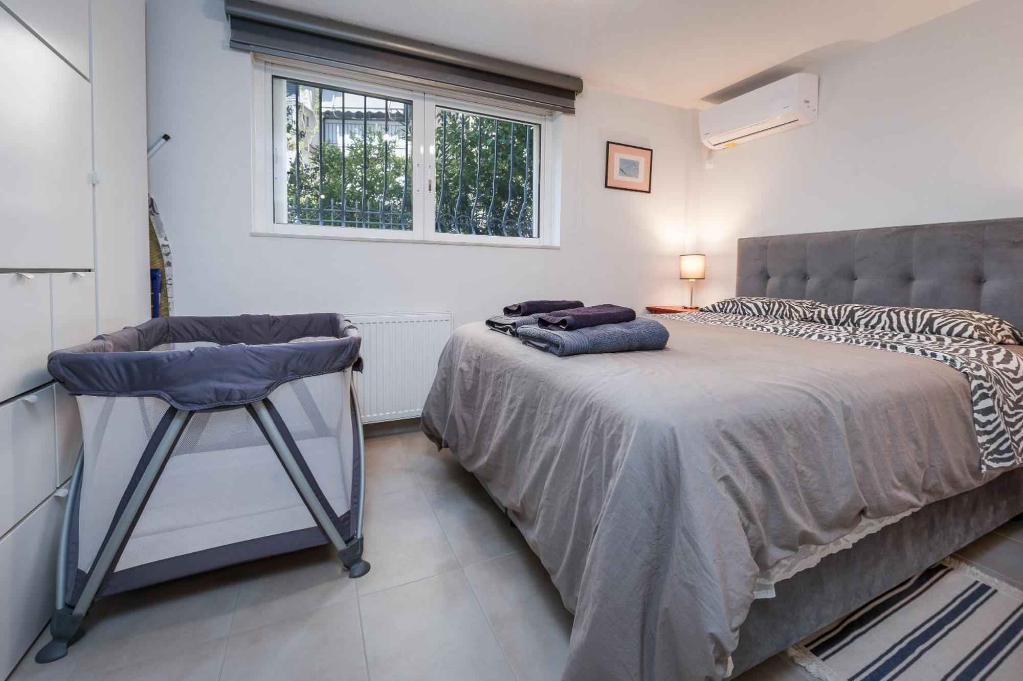 Glyfada'S Cosy Apartments Atenas Exterior foto