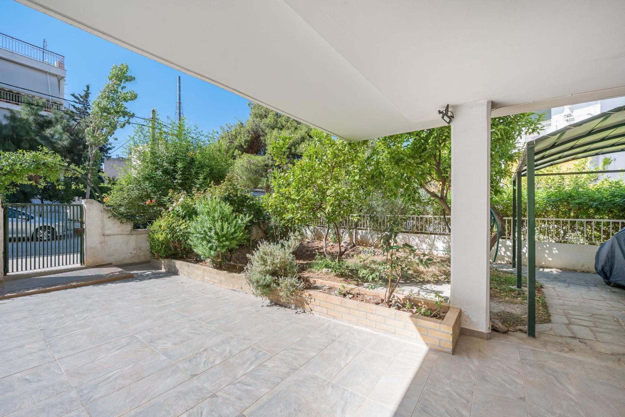 Glyfada'S Cosy Apartments Atenas Exterior foto